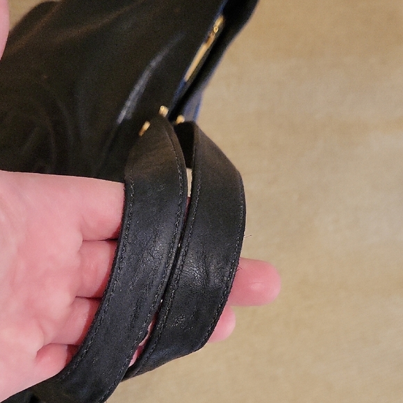 Tory Burch Bombe Black Leather Tote Bag - Picture 6 of 9